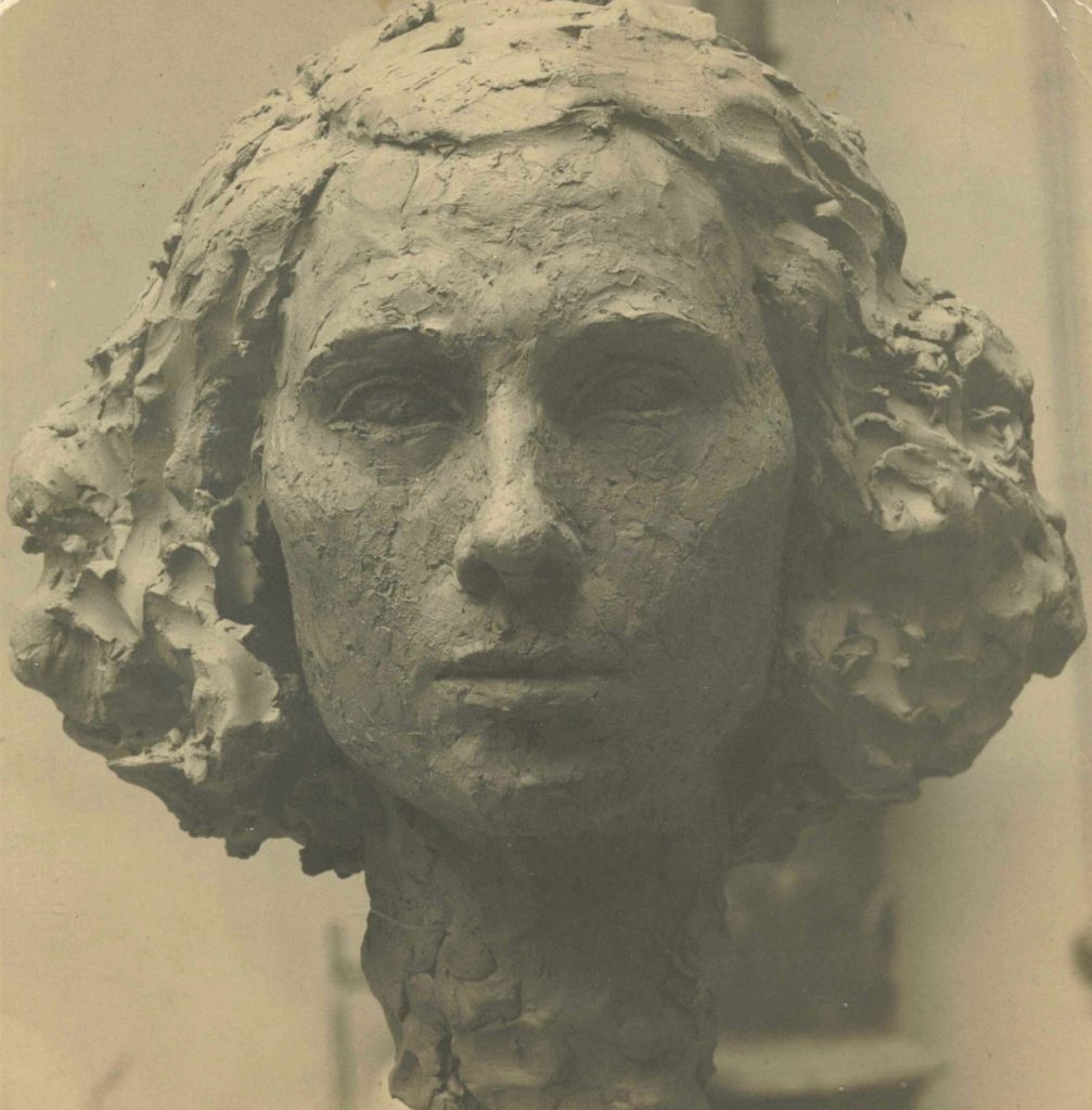 Pamina’s only known pre-war self-portrait sculpture, 1930